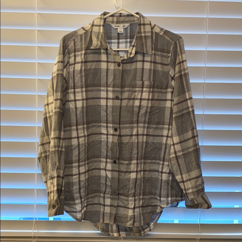 Women’s Long Sleeve Button Down